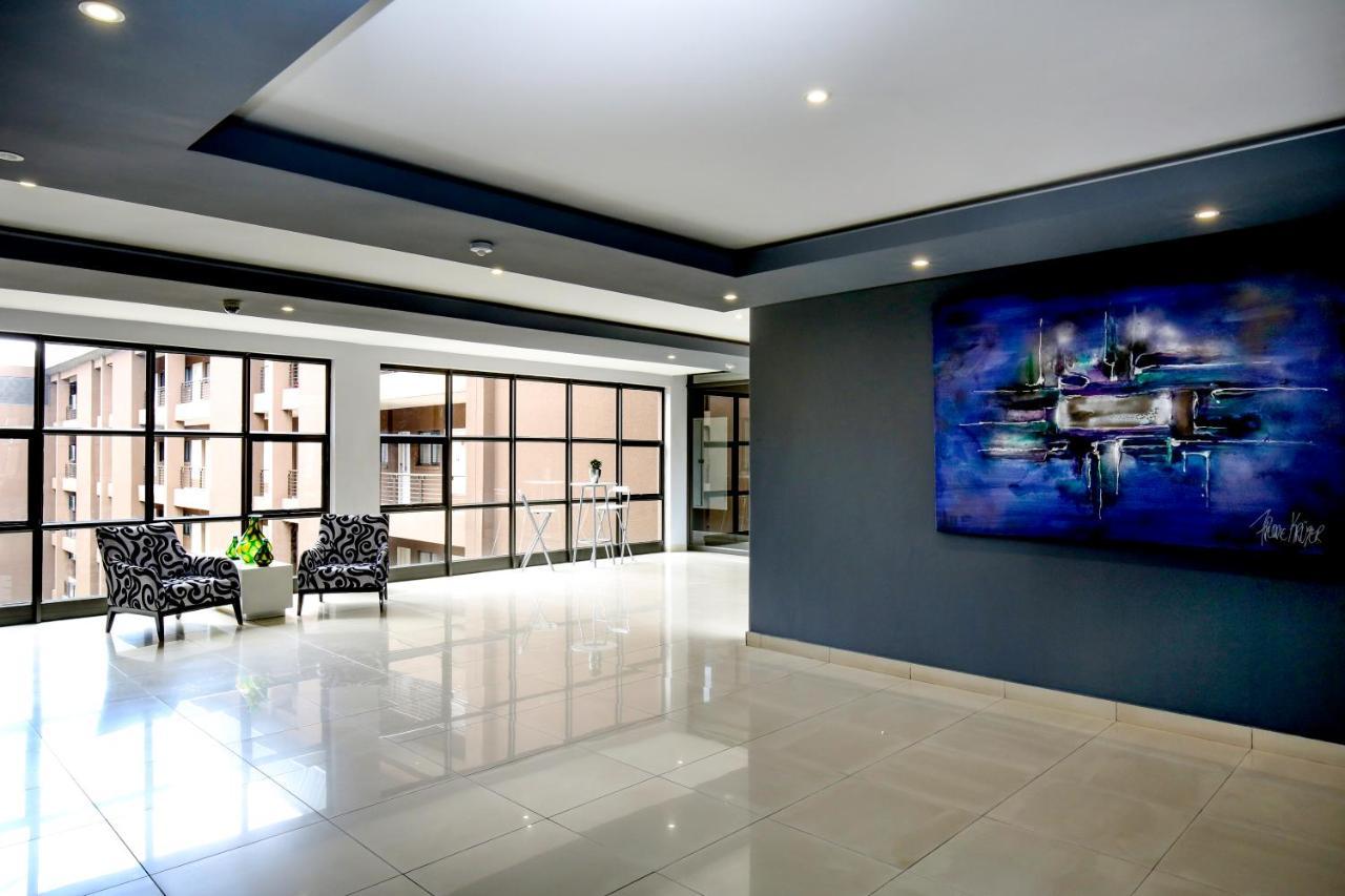 The Nicol Hotel And Apartments Йоханесбург Екстериор снимка