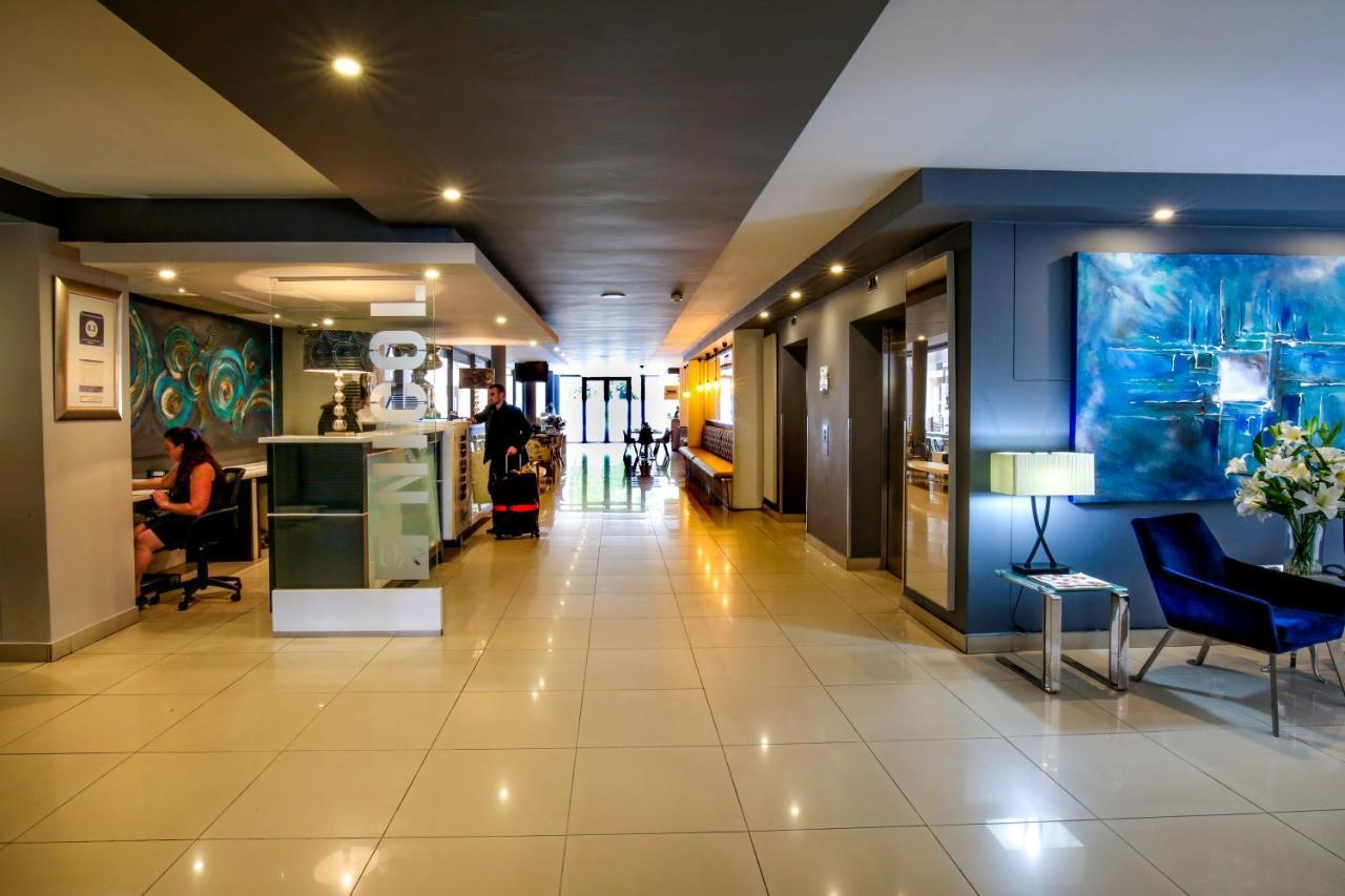 The Nicol Hotel And Apartments Йоханесбург Екстериор снимка