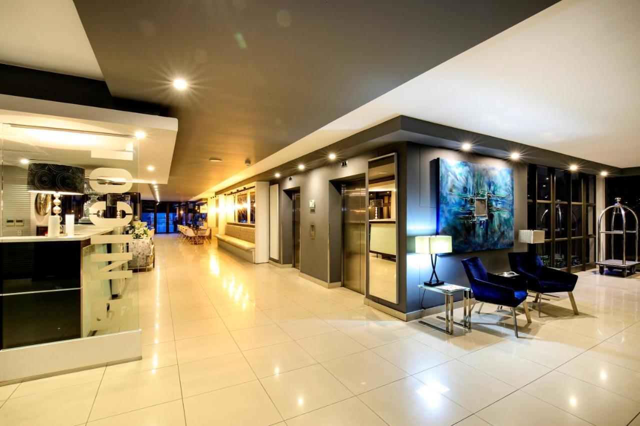 The Nicol Hotel And Apartments Йоханесбург Екстериор снимка